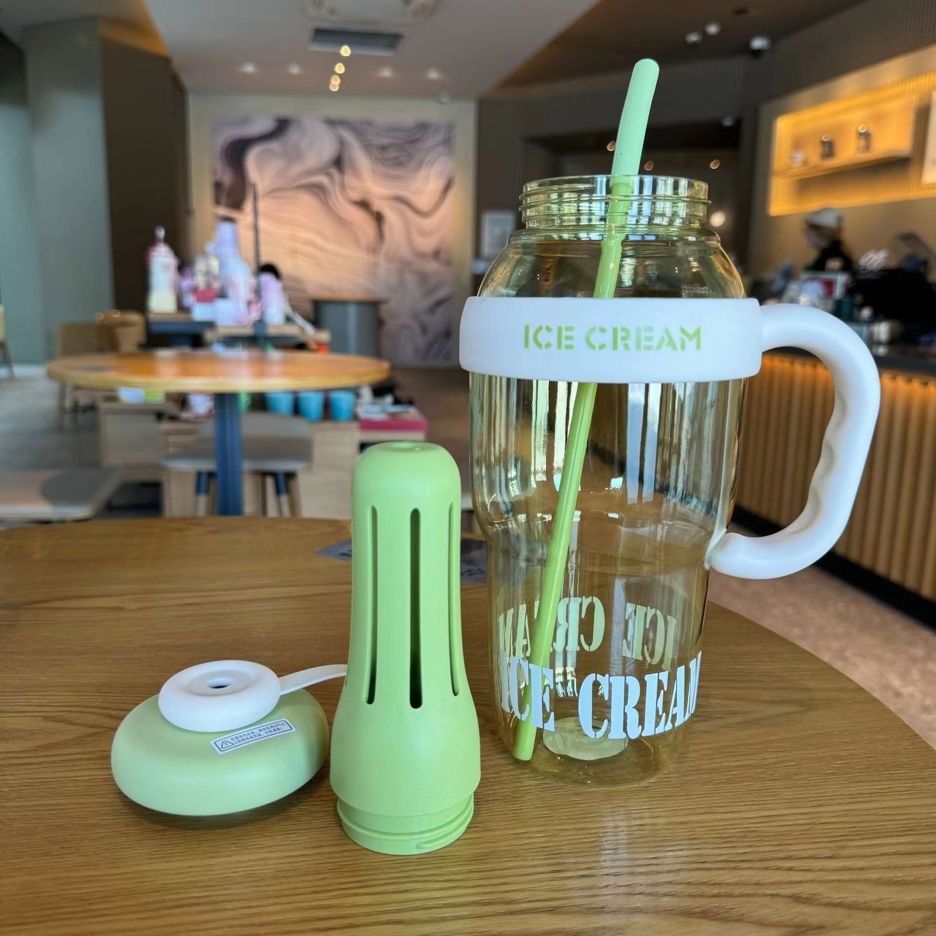 1100/1300ML 손잡이와 빨대가 있는 귀여운 물병 - Sports Equipment 5 Years Old 리뷰 및 가격